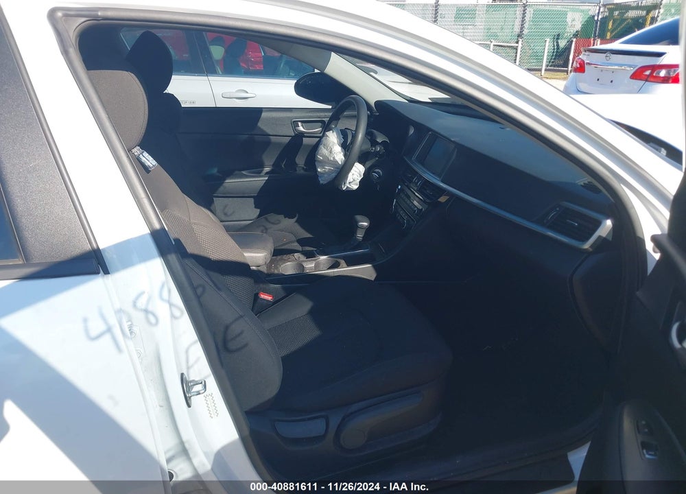 2020 KIA OPTIMA VIN: 5XXGT4L32LG431087