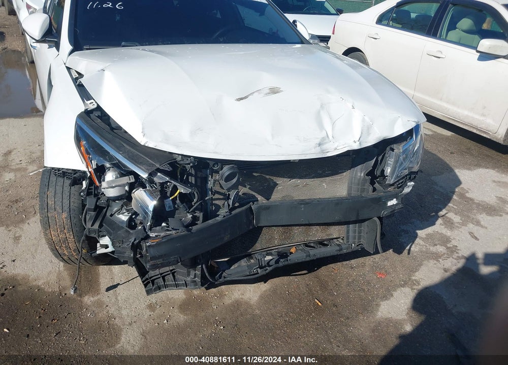 2020 KIA OPTIMA VIN: 5XXGT4L32LG431087