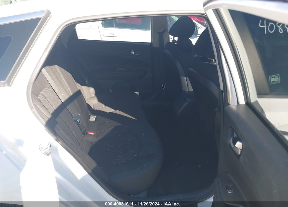 2020 KIA OPTIMA VIN: 5XXGT4L32LG431087