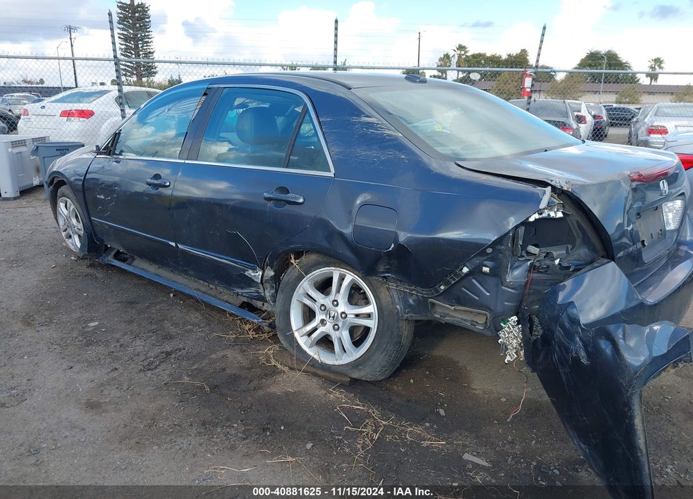 2007 HONDA ACCORD 2.4 EX VIN: 1HGCM567X7A018563