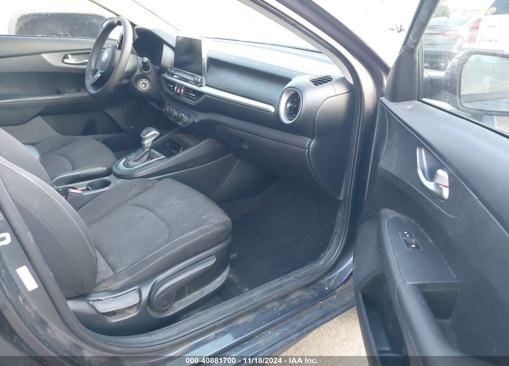 2021 KIA FORTE LXS VIN: 3KPF24AD4ME284551