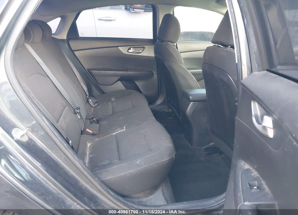 2021 KIA FORTE LXS VIN: 3KPF24AD4ME284551