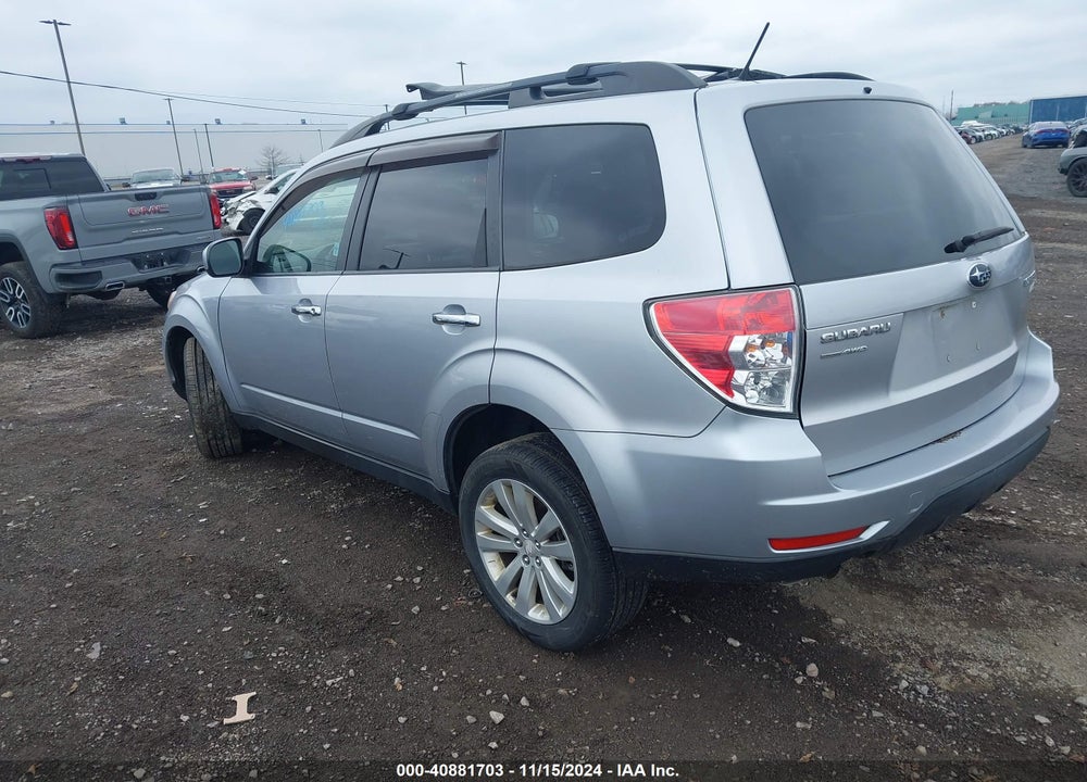 2012 SUBARU FORESTER 2.5X PREMIUM VIN: JF2SHADC9CH402506