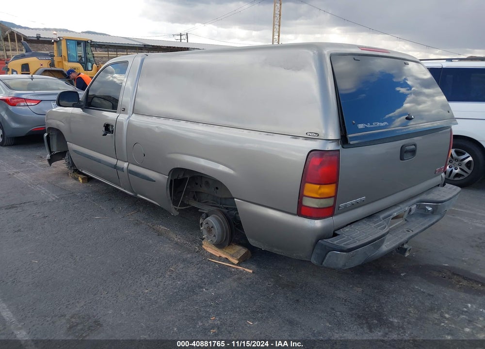 2001 GMC SIERRA 1500 SL VIN: 1GTEC14W71Z201666