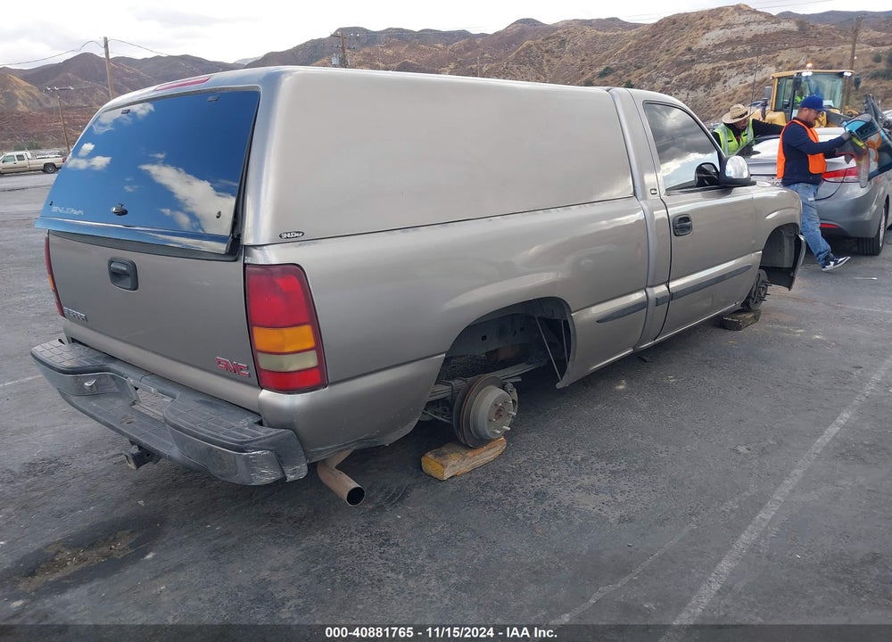 2001 GMC SIERRA 1500 SL VIN: 1GTEC14W71Z201666