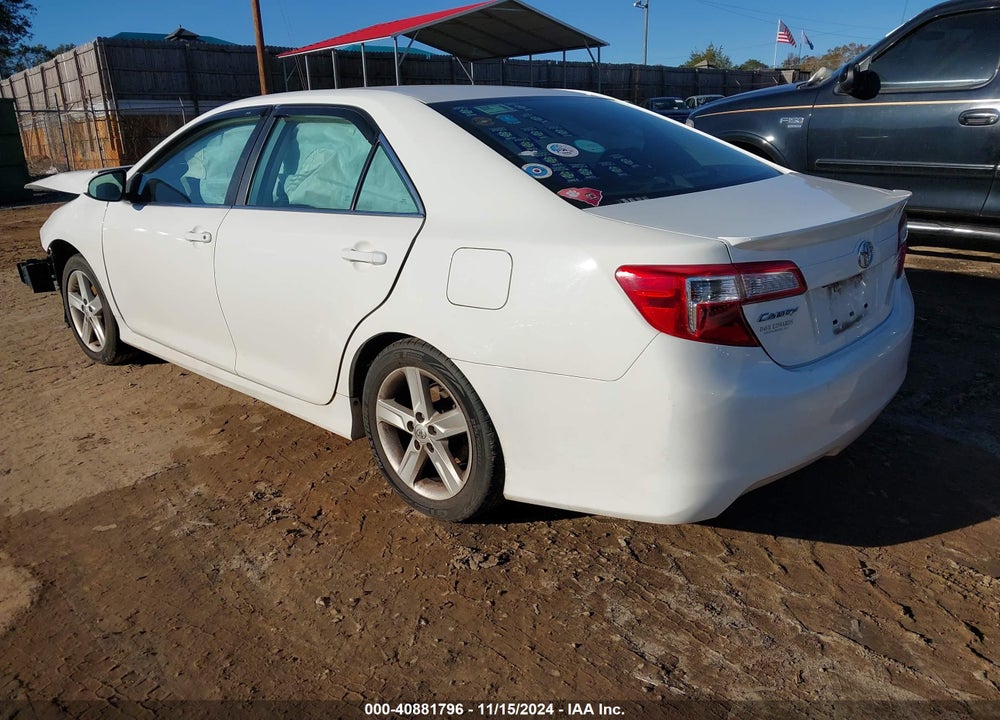 2014 TOYOTA CAMRY SE VIN: 4T1BF1FK8EU460055