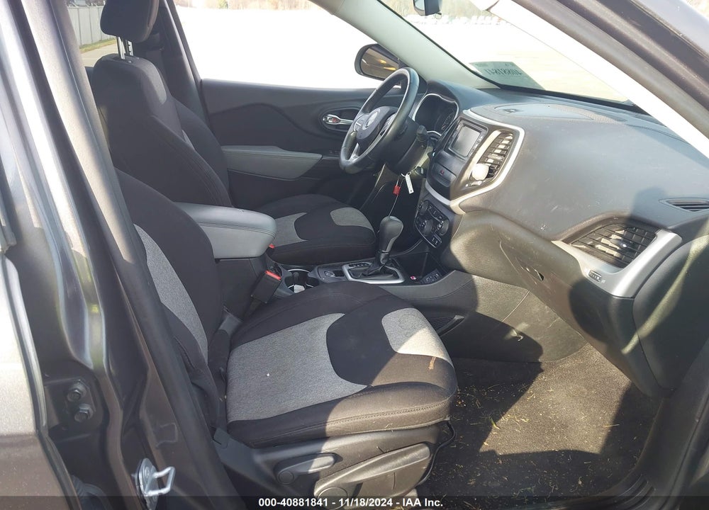 2014 JEEP CHEROKEE LATITUDE VIN: 1C4PJLCB7EW319278