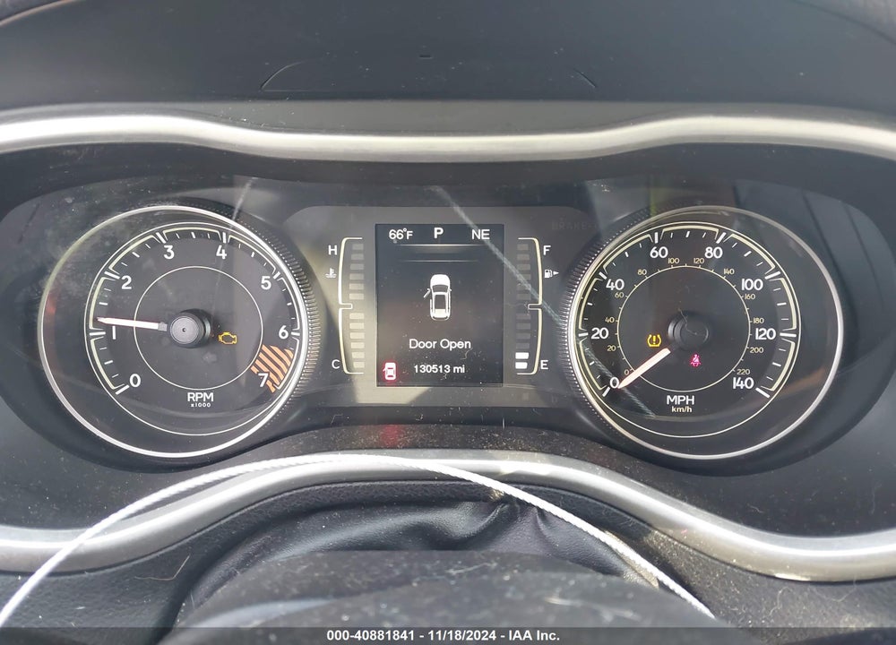 2014 JEEP CHEROKEE LATITUDE VIN: 1C4PJLCB7EW319278