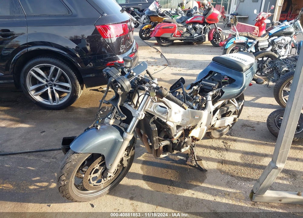 2000 SUZUKI GSX-R600 VIN: JS1GN78A5Y2101535