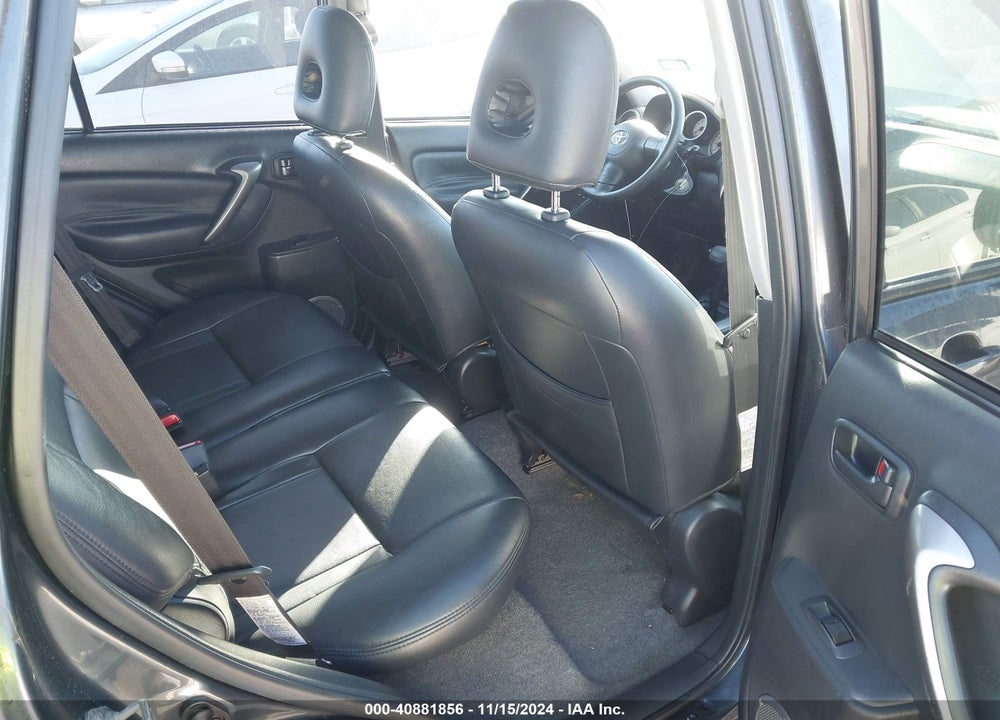 2004 TOYOTA RAV4 VIN: JTEGD20V440008498