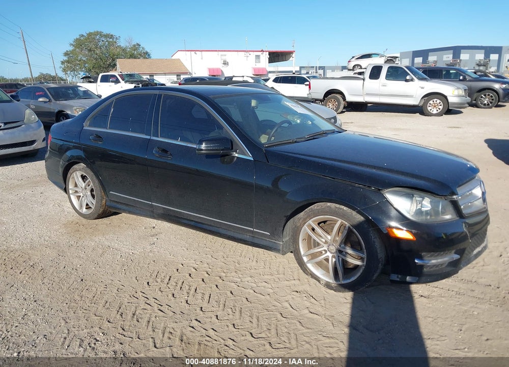 2013 MERCEDES-BENZ C 300 LUXURY 4MATIC/SPORT 4MATIC VIN: WDDGF8AB4DR264373