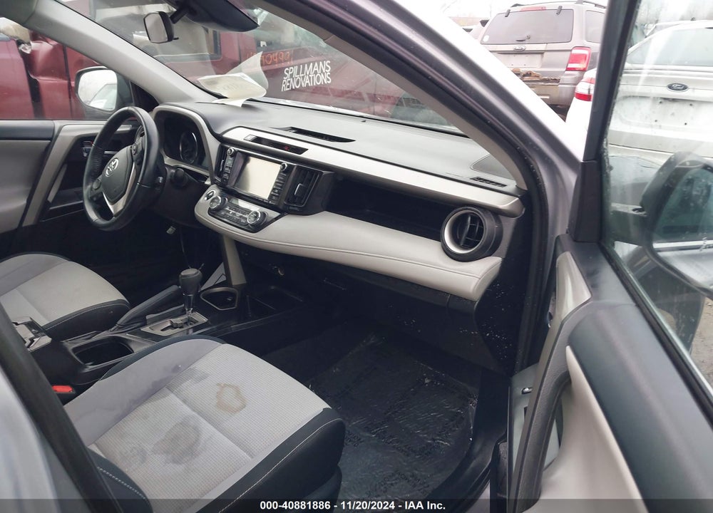 2016 TOYOTA RAV4 XLE VIN: 2T3RFREVXGW428422