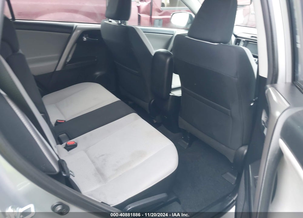2016 TOYOTA RAV4 XLE VIN: 2T3RFREVXGW428422