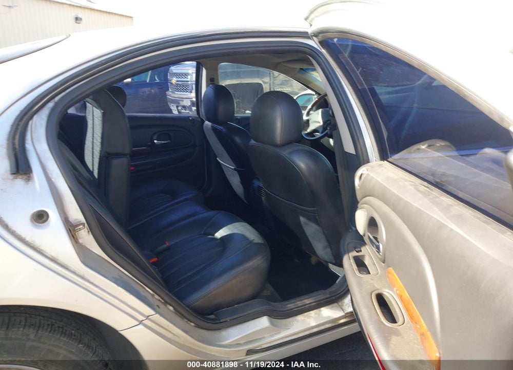 2002 CHRYSLER 300M VIN: 2C3HE66G22H163621