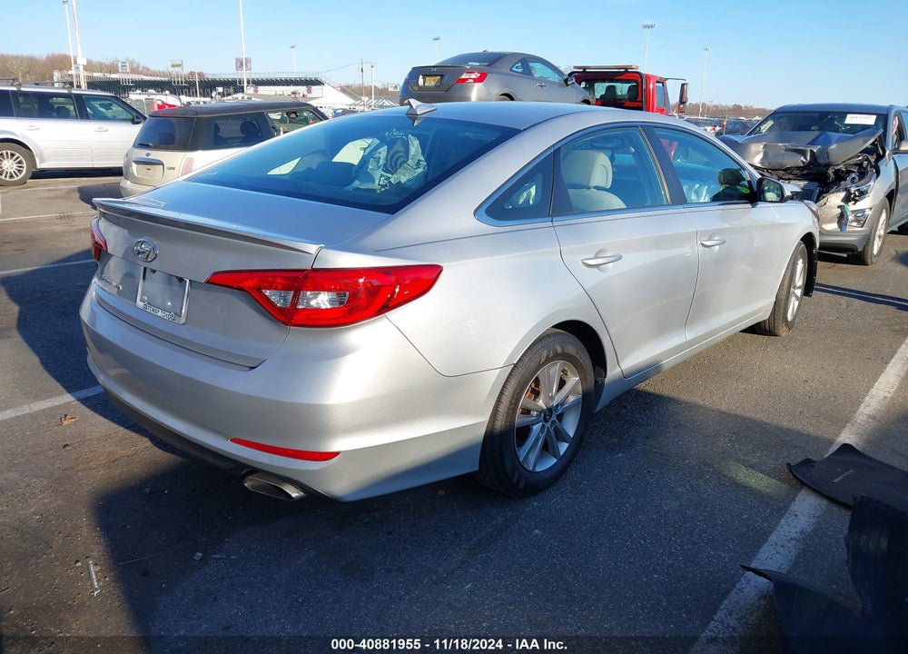 2016 HYUNDAI SONATA SE VIN: 5NPE24AF5GH435815