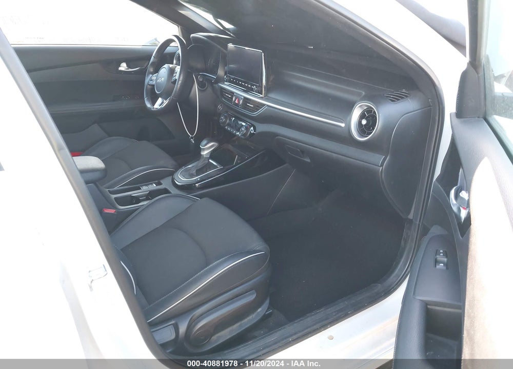 2023 KIA FORTE GT LINE VIN: 3KPF54AD7PE605154