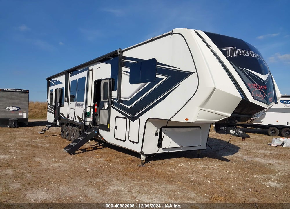 2023 FOREST RIVER OTHER VIN: 573FM4537PBB01216