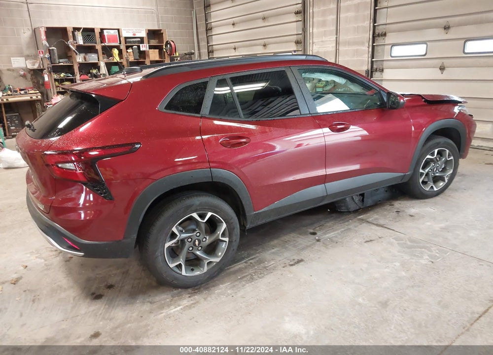 2024 CHEVROLET TRAX FWD LT VIN: KL77LHE22RC230064