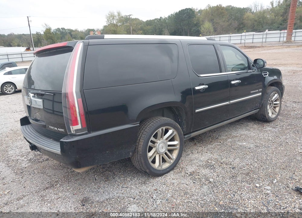 2011 CADILLAC ESCALADE ESV PLATINUM EDITION VIN: 1GYS3KEF7BR198559