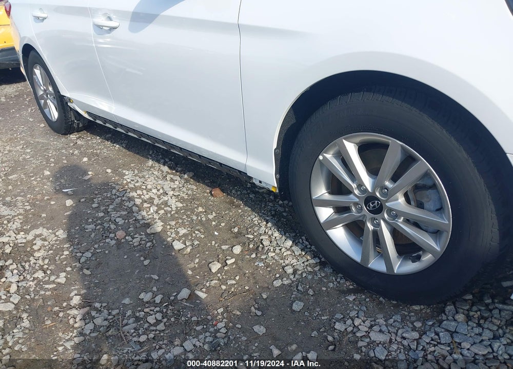2017 HYUNDAI SONATA VIN: 5NPE24AF1HH570999