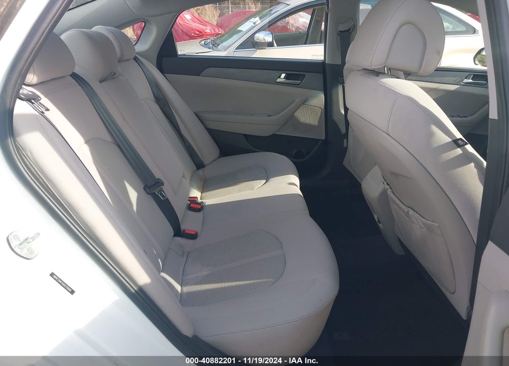 2017 HYUNDAI SONATA VIN: 5NPE24AF1HH570999