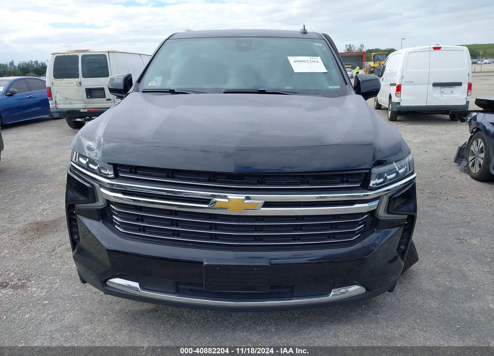 2021 CHEVROLET SUBURBAN 4WD LT VIN: 1GNSKCKD2MR261997
