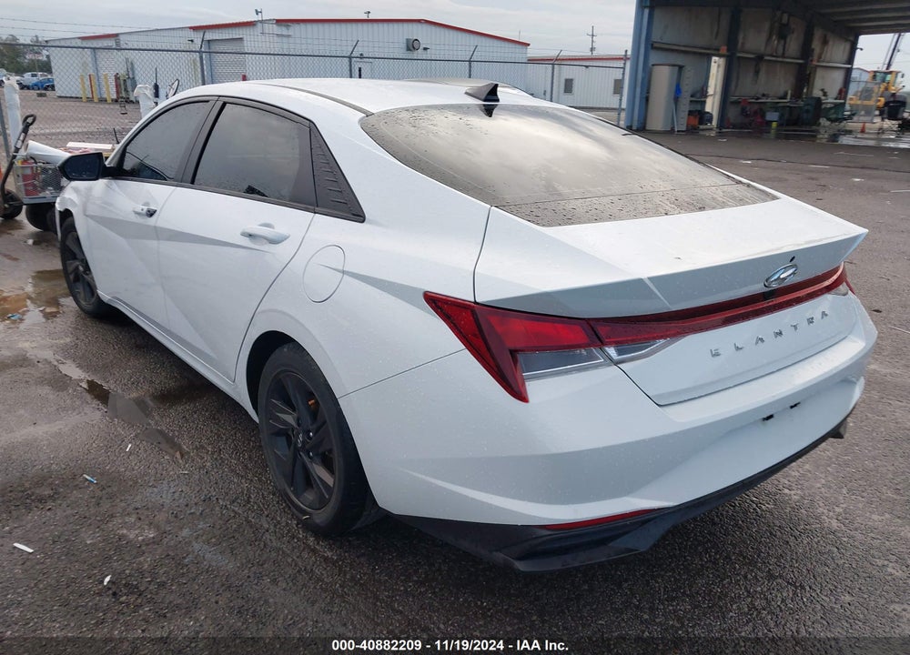 2021 HYUNDAI ELANTRA VIN: 5NPLM4AGXMH048389