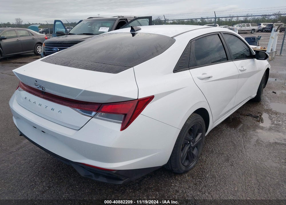 2021 HYUNDAI ELANTRA VIN: 5NPLM4AGXMH048389