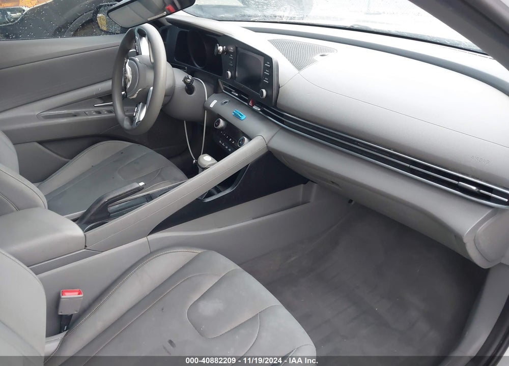 2021 HYUNDAI ELANTRA VIN: 5NPLM4AGXMH048389