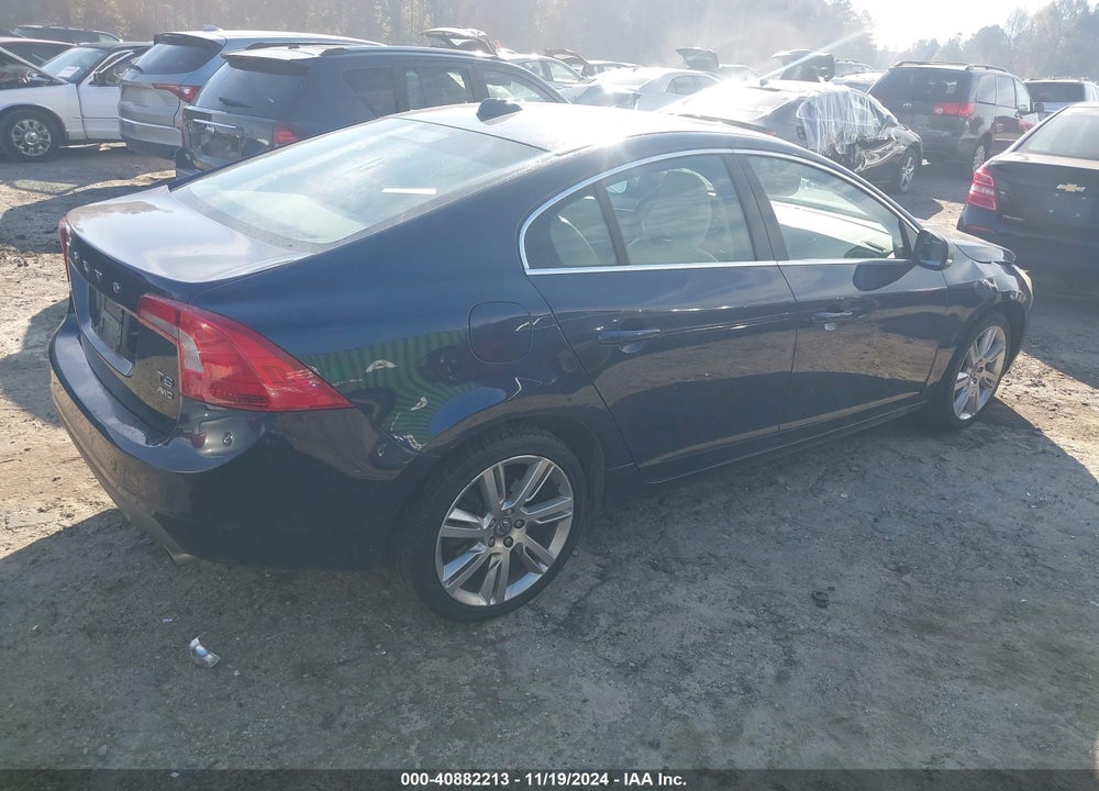 2011 VOLVO S60 T6 VIN: YV1902FHXB2013758