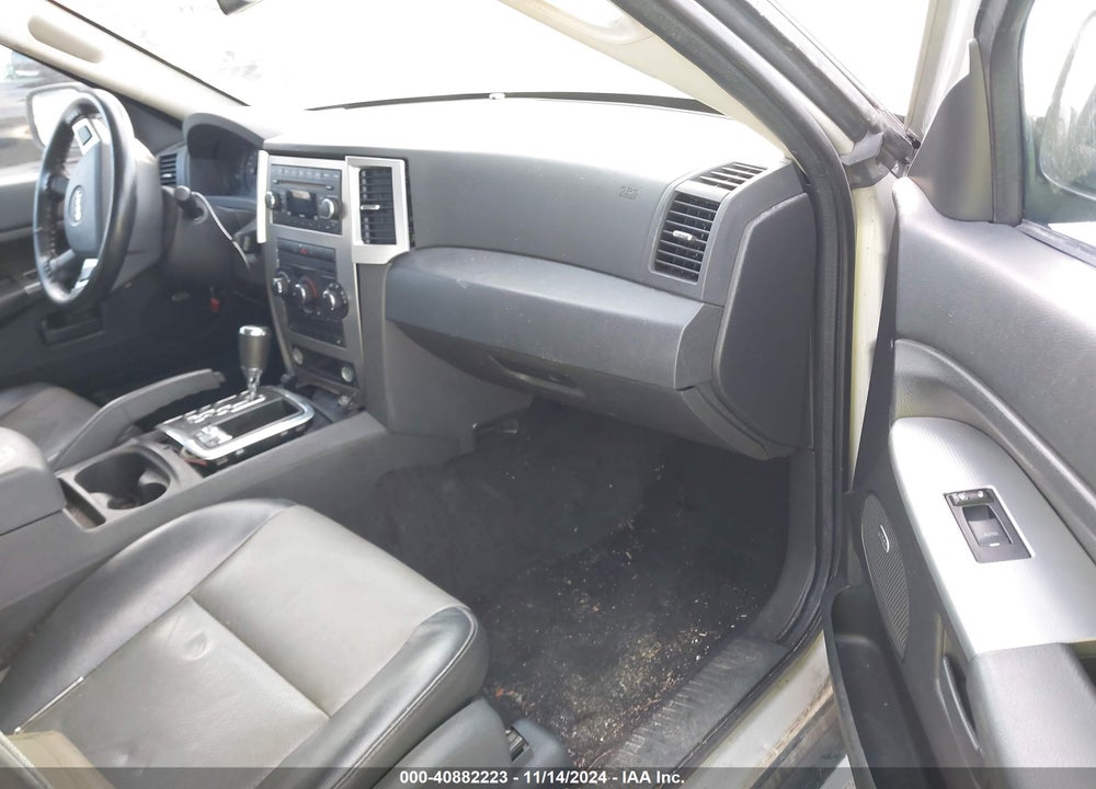2008 JEEP GRAND CHEROKEE LAREDO VIN: 1J8HR48M68C222813
