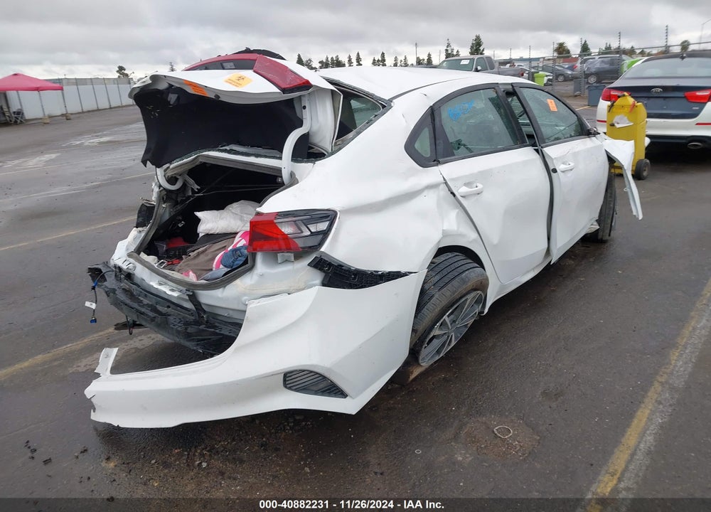 2024 KIA FORTE LXS VIN: 3KPF24AD4RE813939