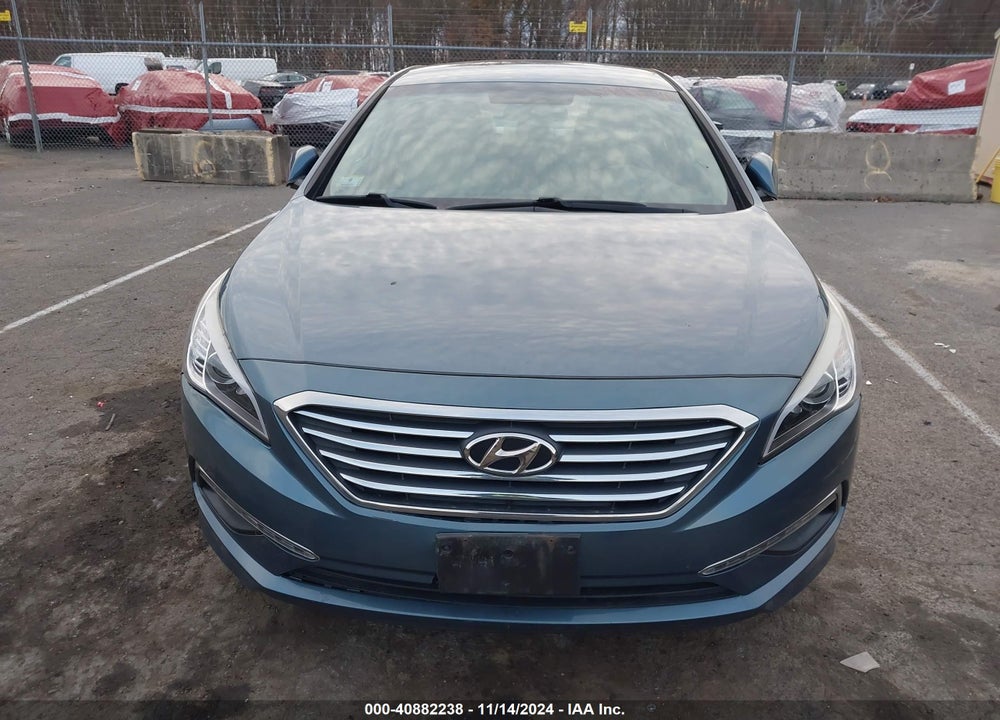 2015 HYUNDAI SONATA SE VIN: 5NPE24AF9FH204026