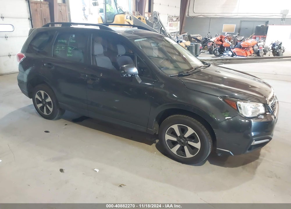 2017 SUBARU FORESTER 2.5I PREMIUM VIN: JF2SJAECXHH405831
