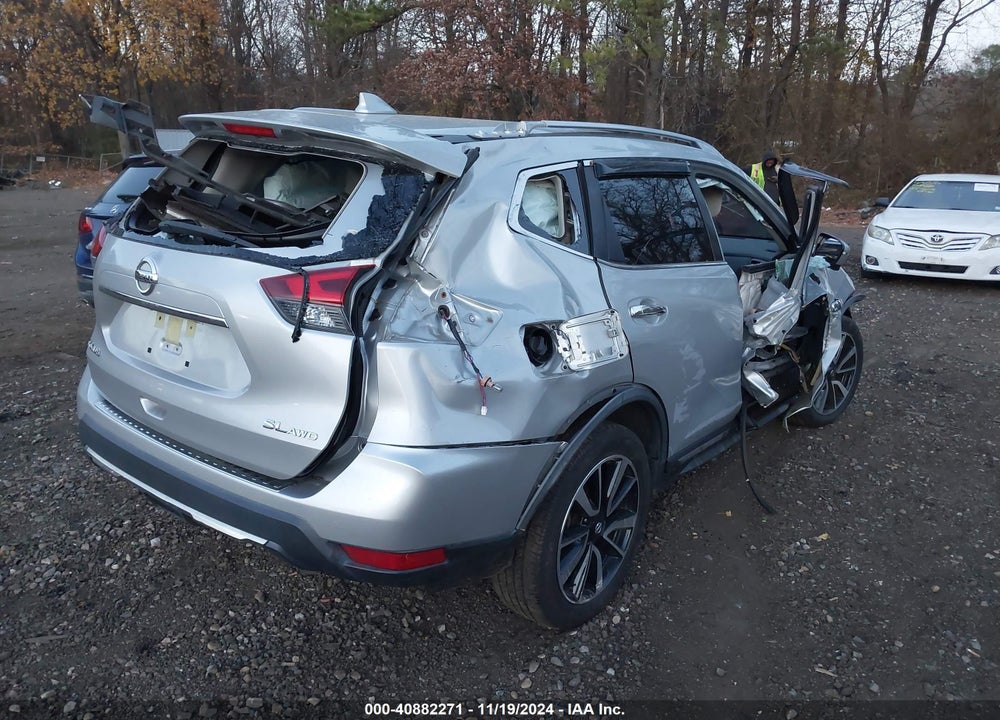 2018 NISSAN ROGUE SL VIN: JN8AT2MV7JW350922