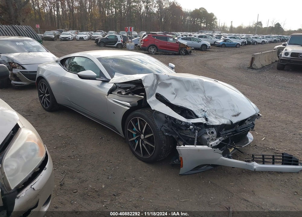 2017 ASTON MARTIN DB11 LAUNCH EDITION VIN: SCFRMFAV5HGL00212