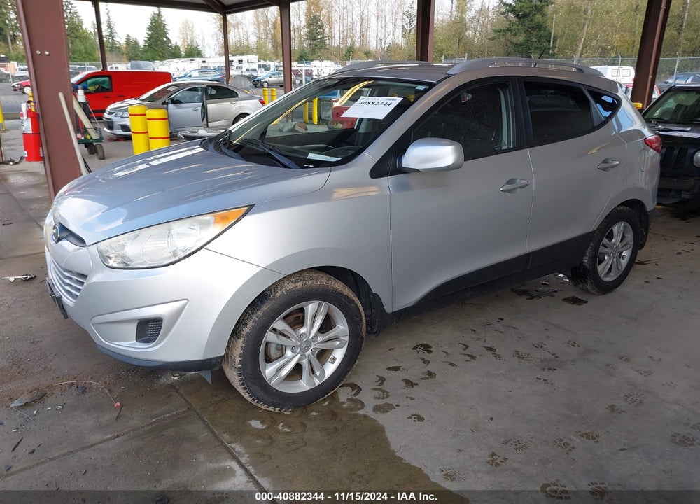 2011 HYUNDAI TUCSON GLS VIN: KM8JU3AC1BU175061