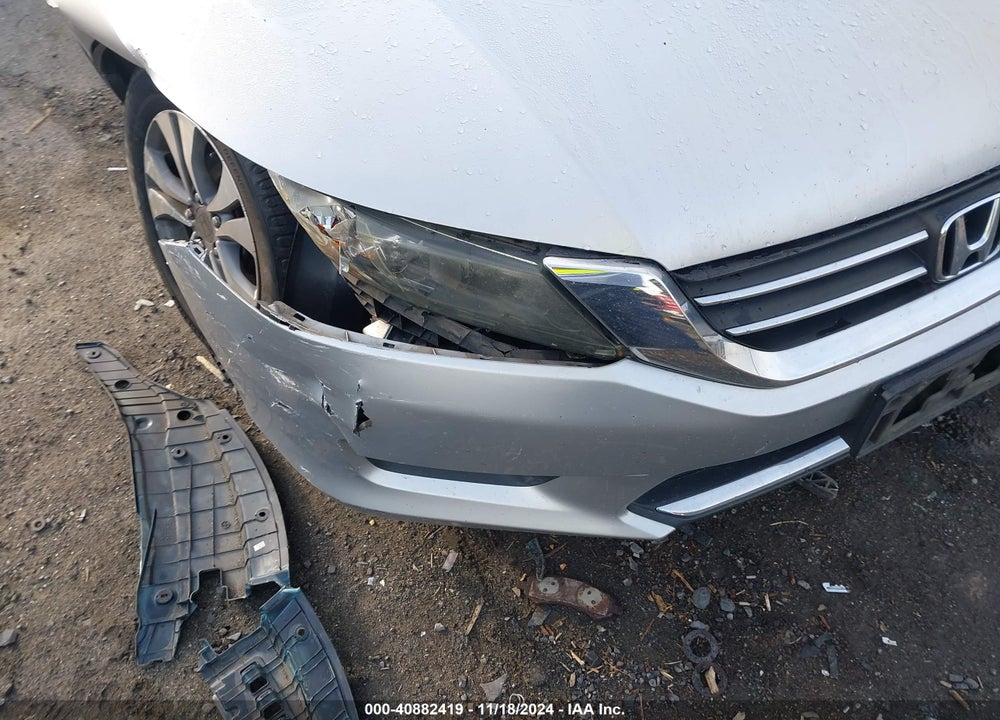 2014 HONDA ACCORD LX VIN: 1HGCR2F33EA215780
