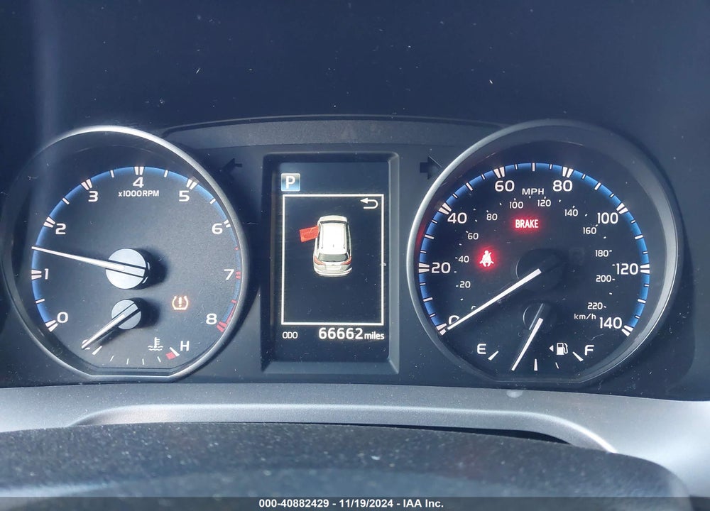 2017 TOYOTA RAV4 XLE VIN: JTMRFREV3HD199547