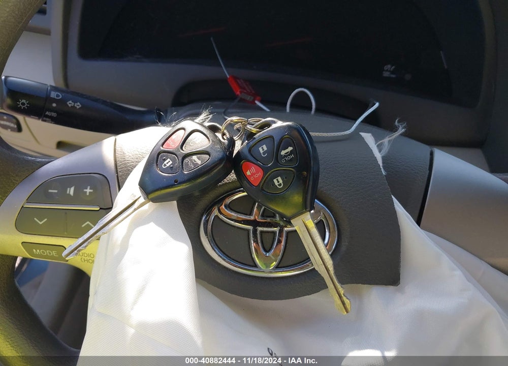 2009 TOYOTA CAMRY LE VIN: 4T1BE46K49U885007