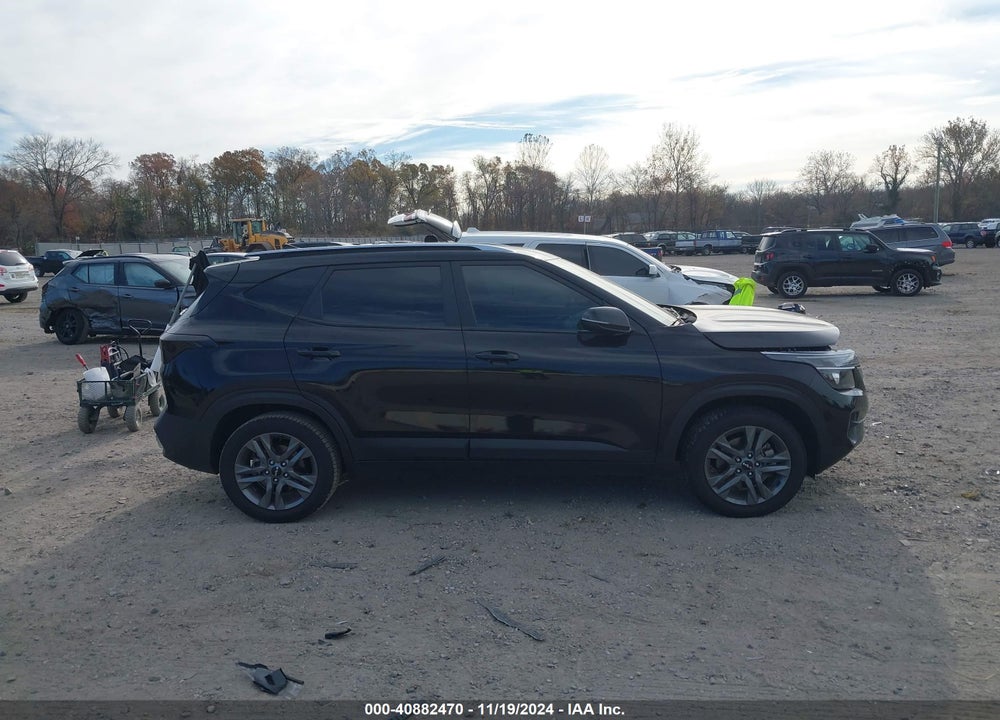 2023 KIA SELTOS S VIN: KNDEUCAA8P7367166