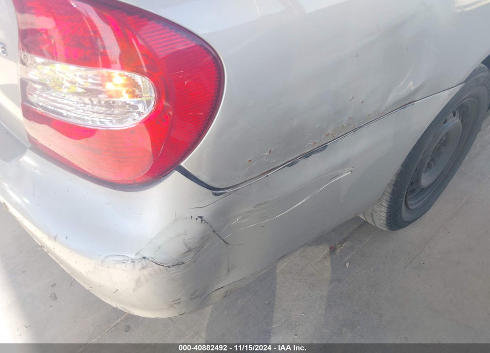 2004 TOYOTA CAMRY LE VIN: 4T1BE32K04U926192