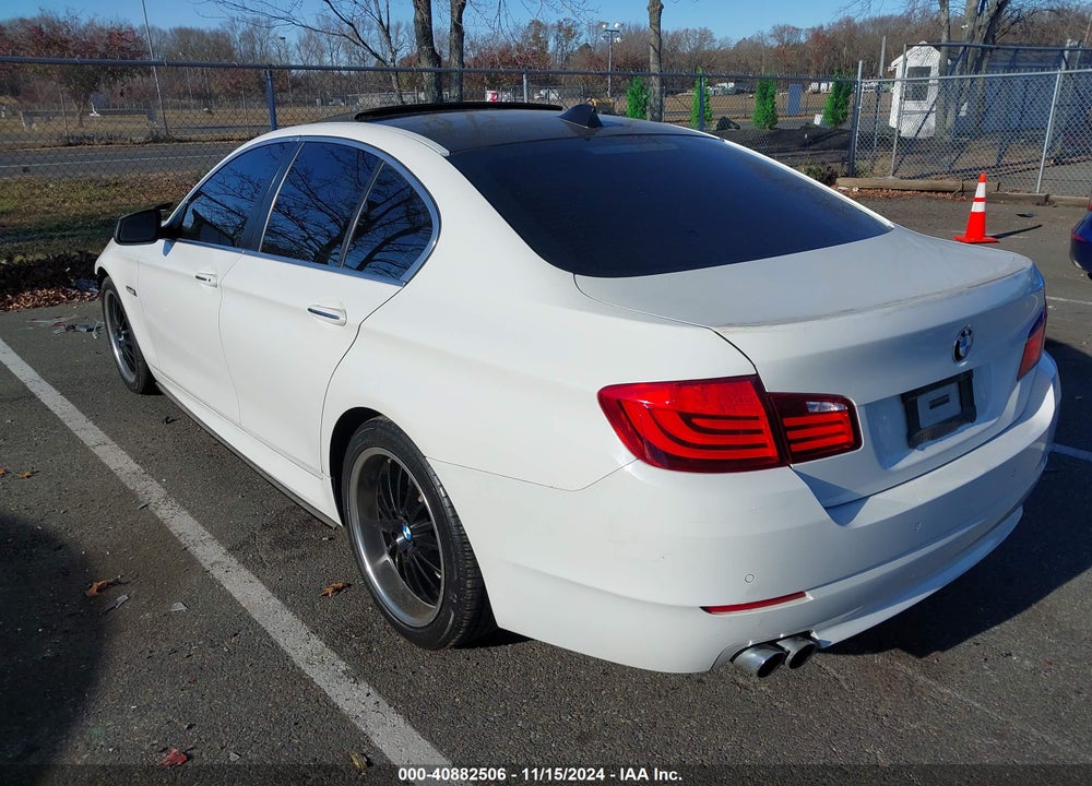 2011 BMW 528I VIN: WBAFR1C51BC746534