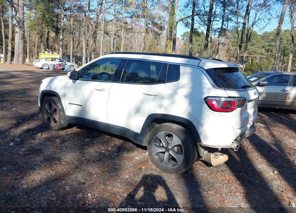 2017 JEEP COMPASS VIN: 3C4NJCBB1HT653230