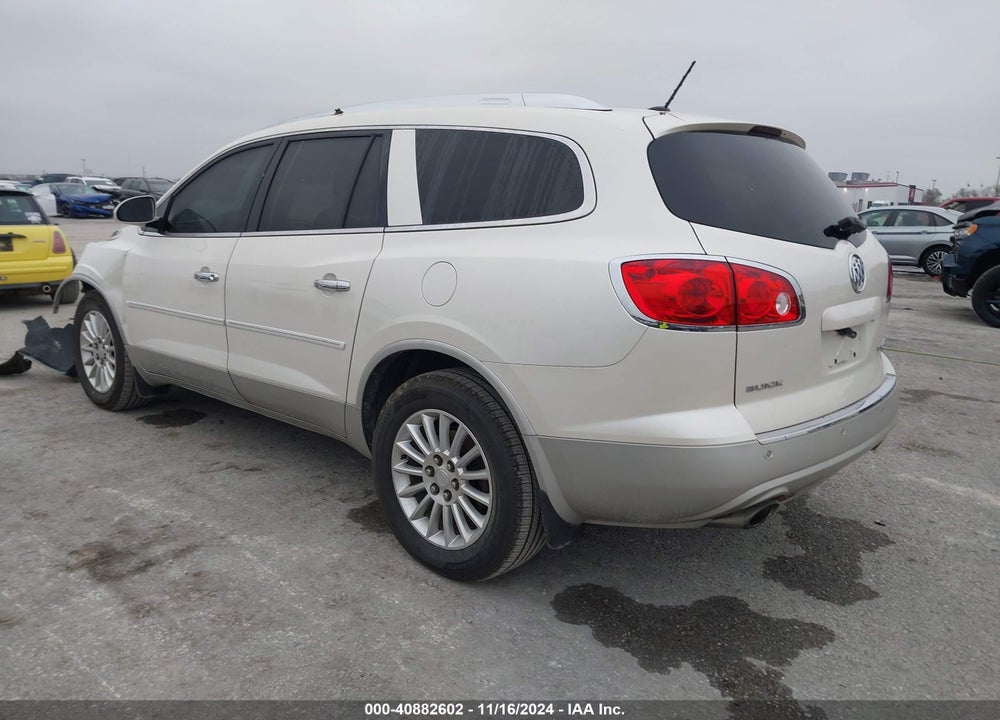 2011 BUICK ENCLAVE 1XL VIN: 5GAKRBED7BJ352254