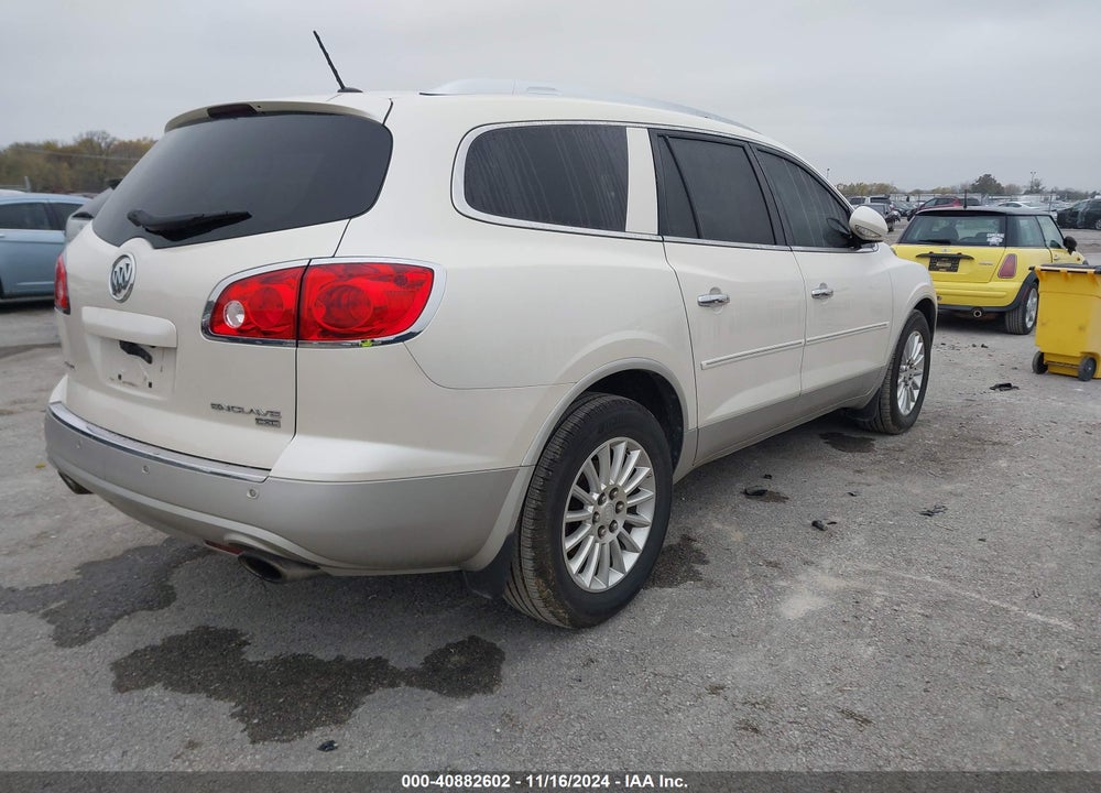 2011 BUICK ENCLAVE 1XL VIN: 5GAKRBED7BJ352254