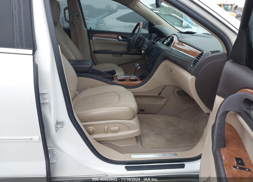 2011 BUICK ENCLAVE 1XL VIN: 5GAKRBED7BJ352254