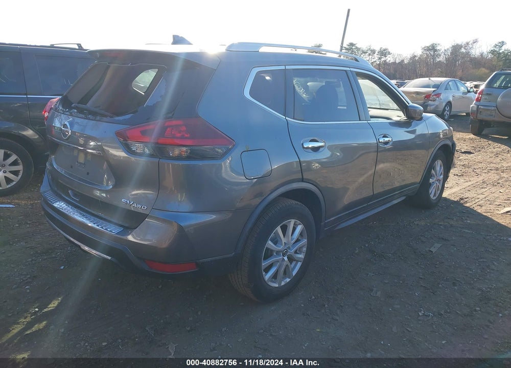 2018 NISSAN ROGUE SV VIN: JN8AT2MV4JW308062