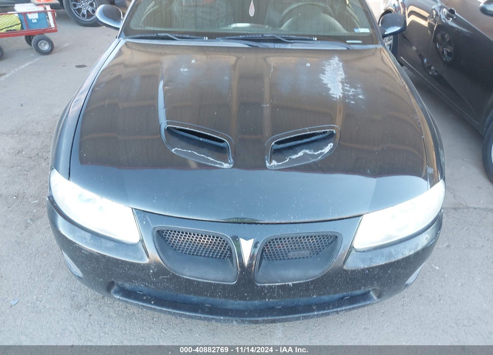 2004 PONTIAC GTO VIN: 6G2VX12G04L185258
