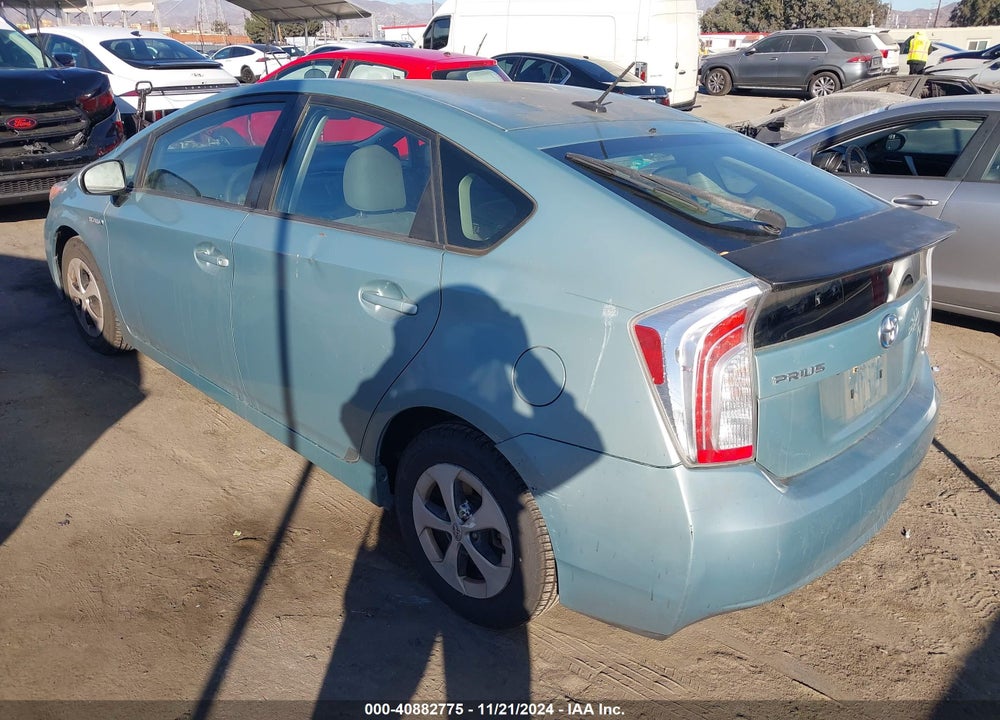 2013 TOYOTA PRIUS THREE VIN: JTDKN3DUXD1641441